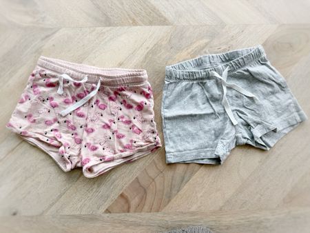 2 Baumwoll-Shorts Mädchen Gr. 86