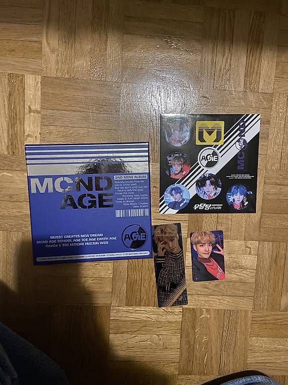 Musicassette: Album kpop  MCND - MCND AGE – Usato da Perroy venduto da Tatian_A