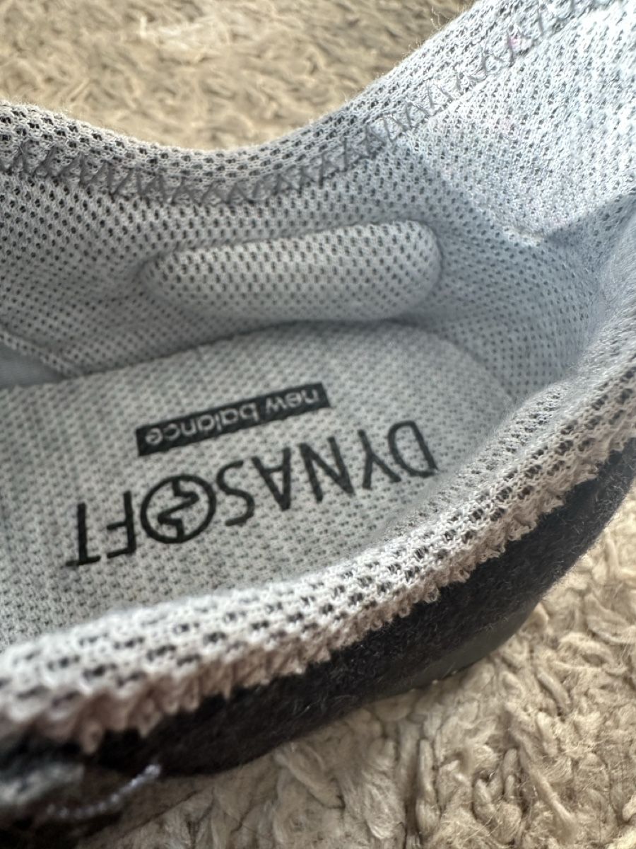 New Balance Scarpe da uomo: New Balance shoes – Nuovo (secondo la descrizione) da Schaffhausen venduto da Nadiuna 4