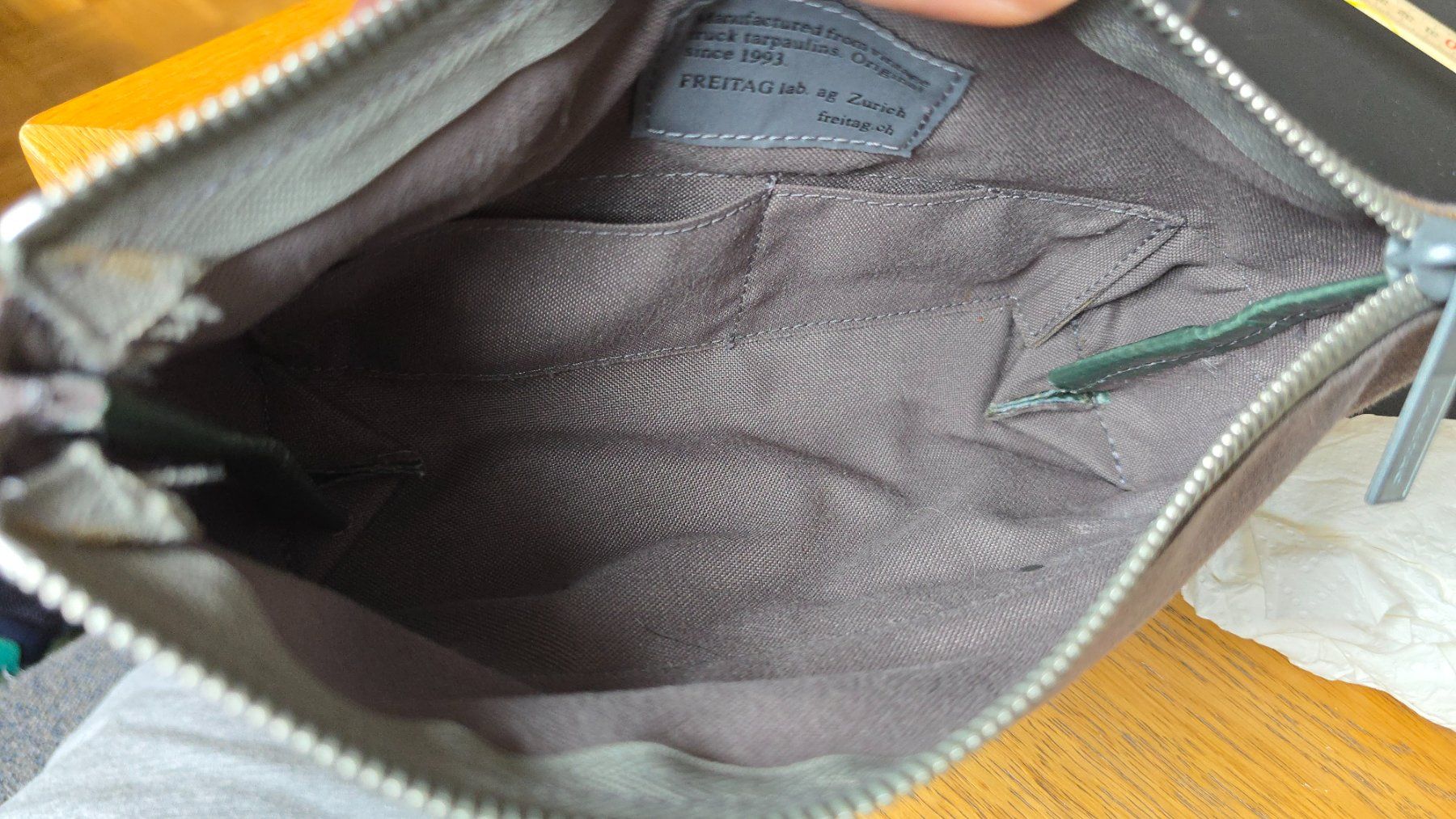 Freitag Kosmetikkoffer: Freitag Reference Line Necessaire / Pouch – Gebraucht aus Wallisellen von theblacksheep 6