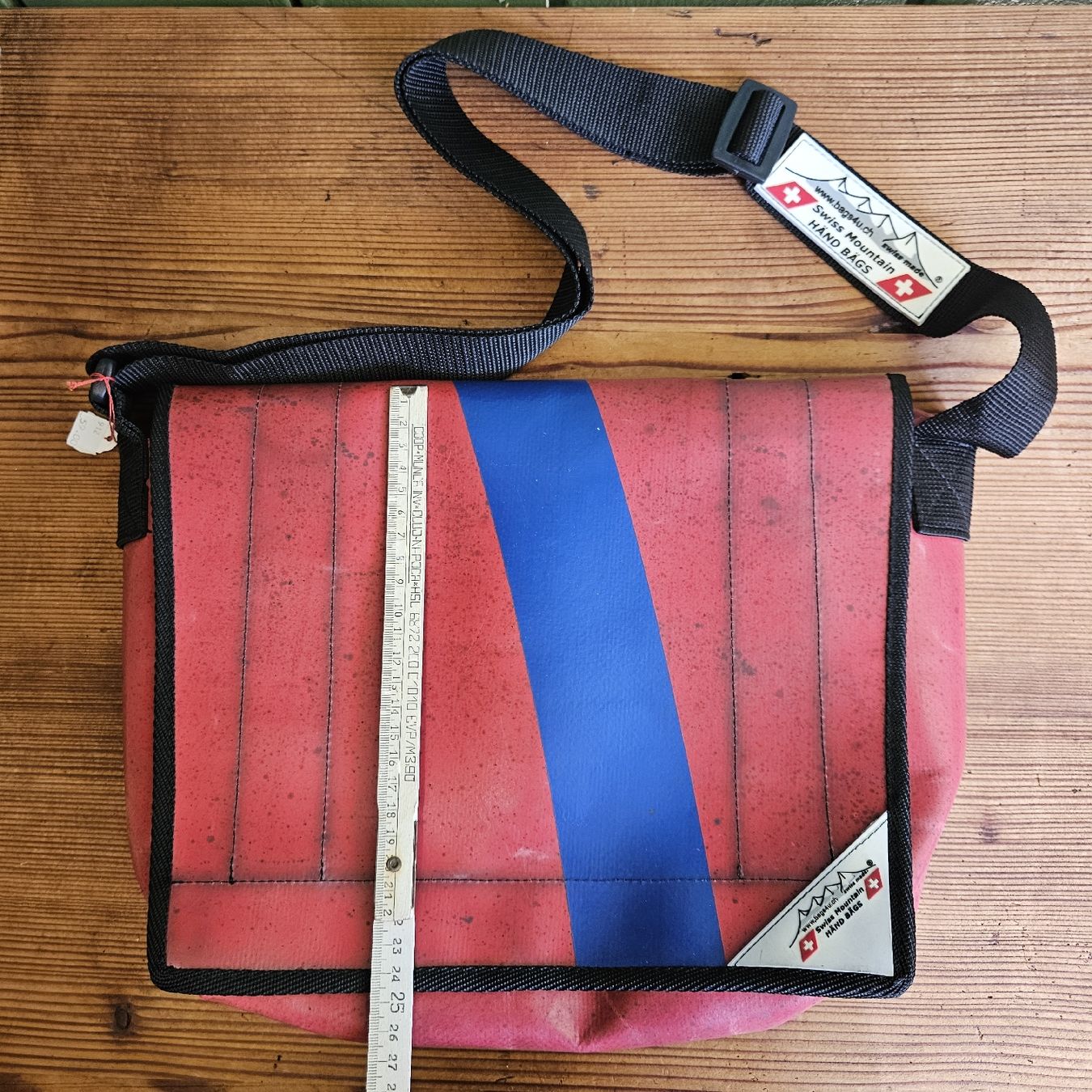 Borse: Swiss Mountain Händ Bägs Planen-Tasche – Nuovo e nell'imballaggio originale da Villmergen venduto da bubblevintage 2