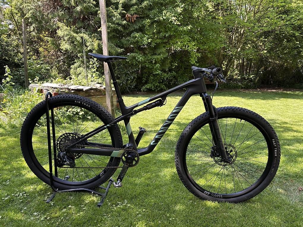 Canyon Biciclette: Canyon Lux World Cup CFR LTD – Usato da Thun venduto da x2-rider