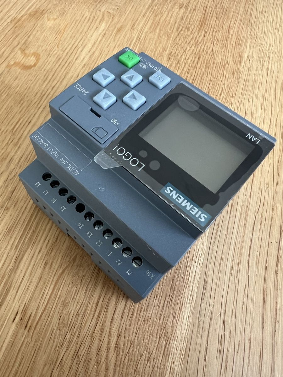 Siemens Elektronikbauteile: Siemens LOGO! BM 24RCE – Neu (gemäss Beschreibung) aus Locarno von Danisol 1