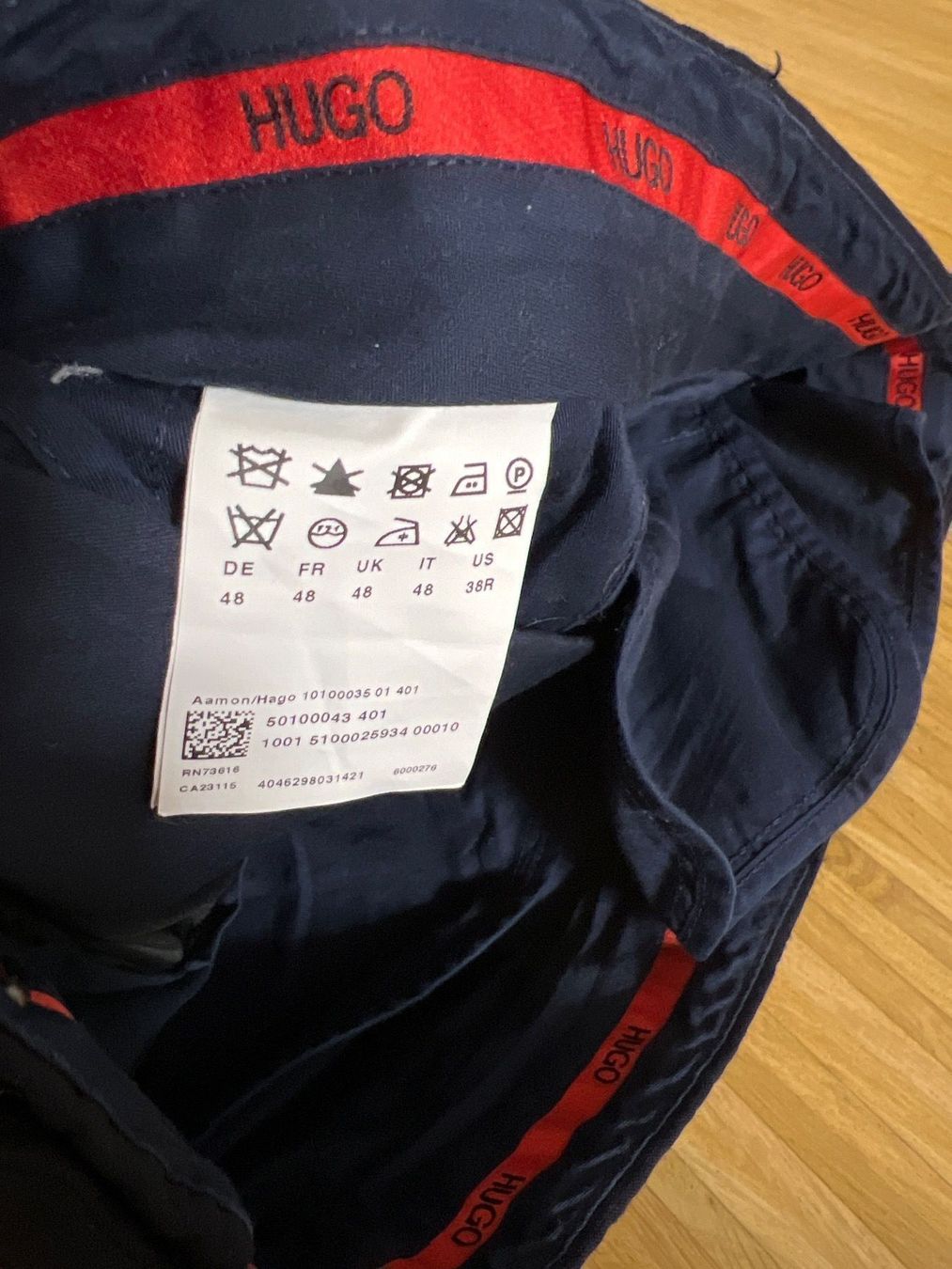 Hugo Boss Pantaloni: Hugo Boss Herren – Usato da Menzingen venduto da Dali2504