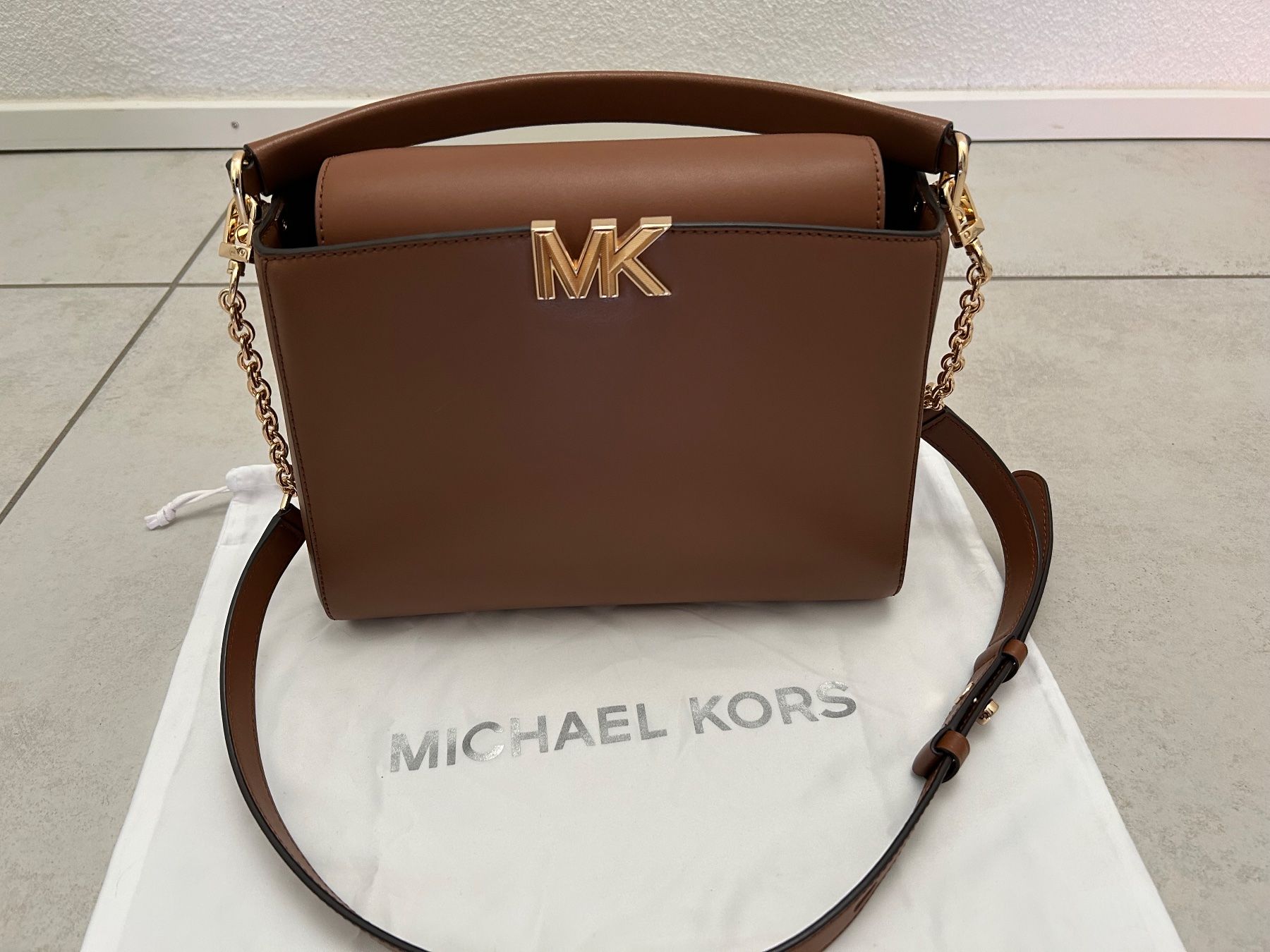 Michael Kors Borse da donna: Sac Karlie Michael Kors – Usato da Courrendlin venduto da loko2910