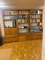 Gestell und Bett 