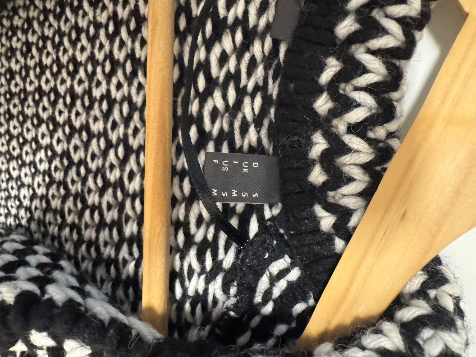 Giacche: Grobe Strickjacke aus Wolle, ESPRIT, Gr. S – Usato da Bubikon venduto da hachia888 4
