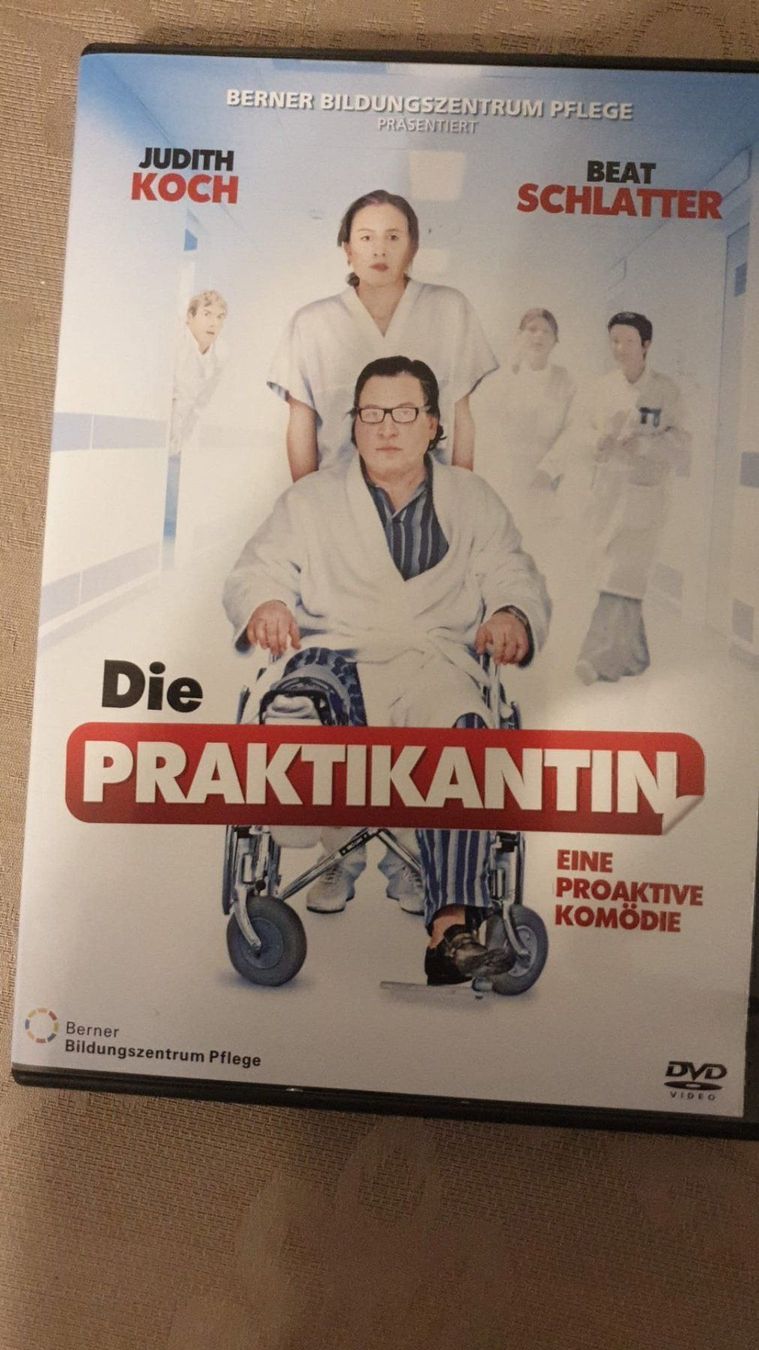 Alle DVDs: Die Parktikantin – Gebraucht aus Zollikofen von wir_verkaufen
