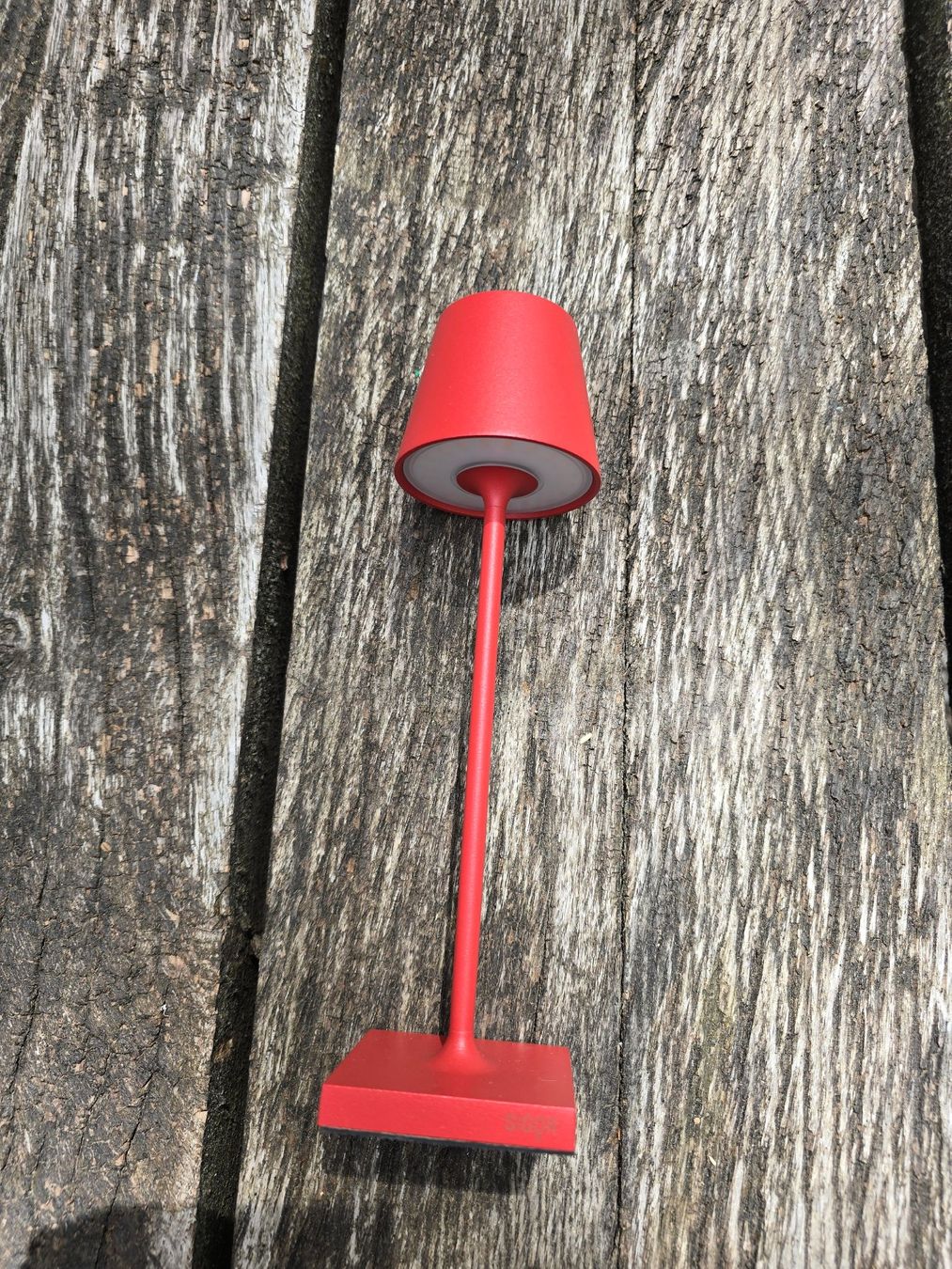 Lampade: Leuchte: kleine LED Lampe rot, aufladbar – Nuovo (secondo la descrizione) da Romanshorn venduto da Rachacha 2