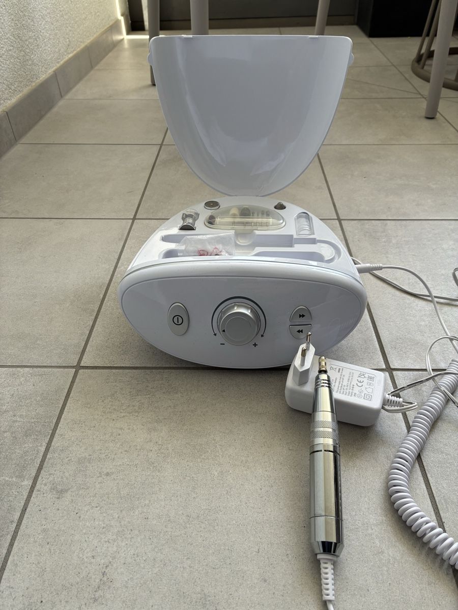 Manicure: Beurer MP100 Nagelpflegegerät  – Usato da Henggart venduto da escorpio0511 5