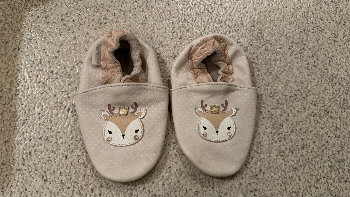 Scarpe per ragazzi: Süsse Robeez Lauflernschuhe Mädchen – Usato da Eschenbach SG venduto da MarThu
