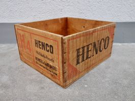 alte Holzkiste Kiste Seifenkiste HENCO HENKEL & CIE BASEL