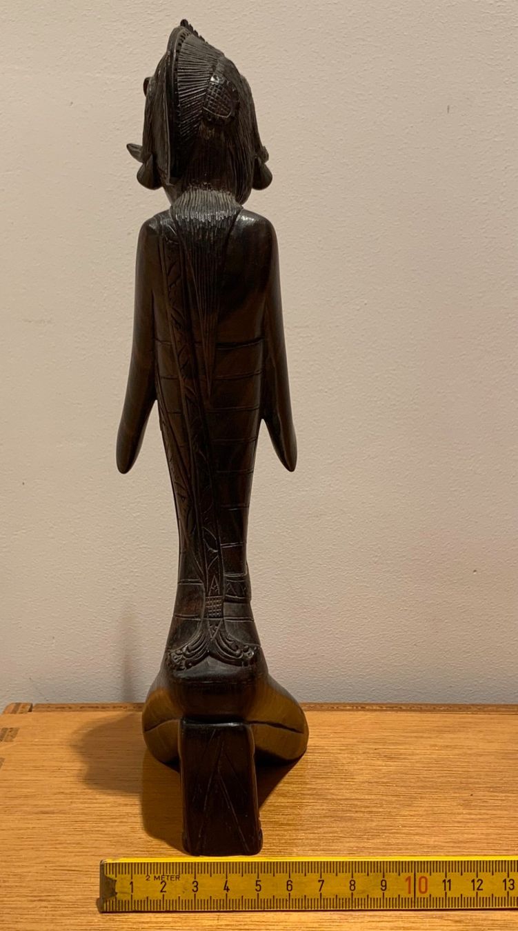 Sculture & Statue: Indonesische Holzfigur – Usato da St. Niklausen LU venduto da Seepferd11 3