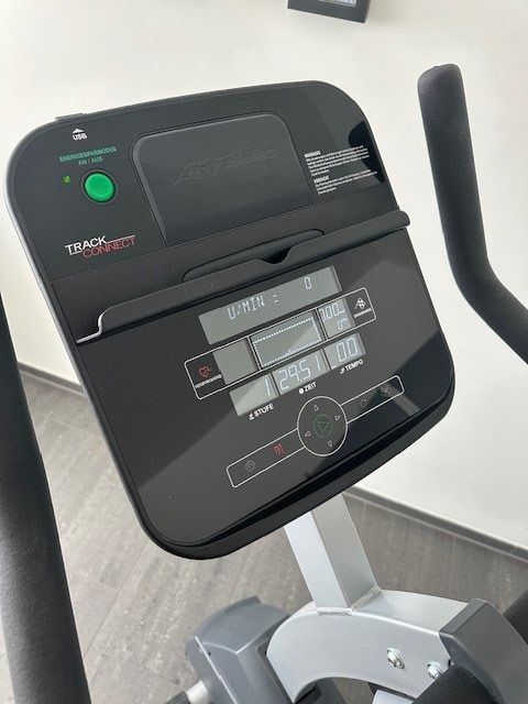 life fitness c1 track connect