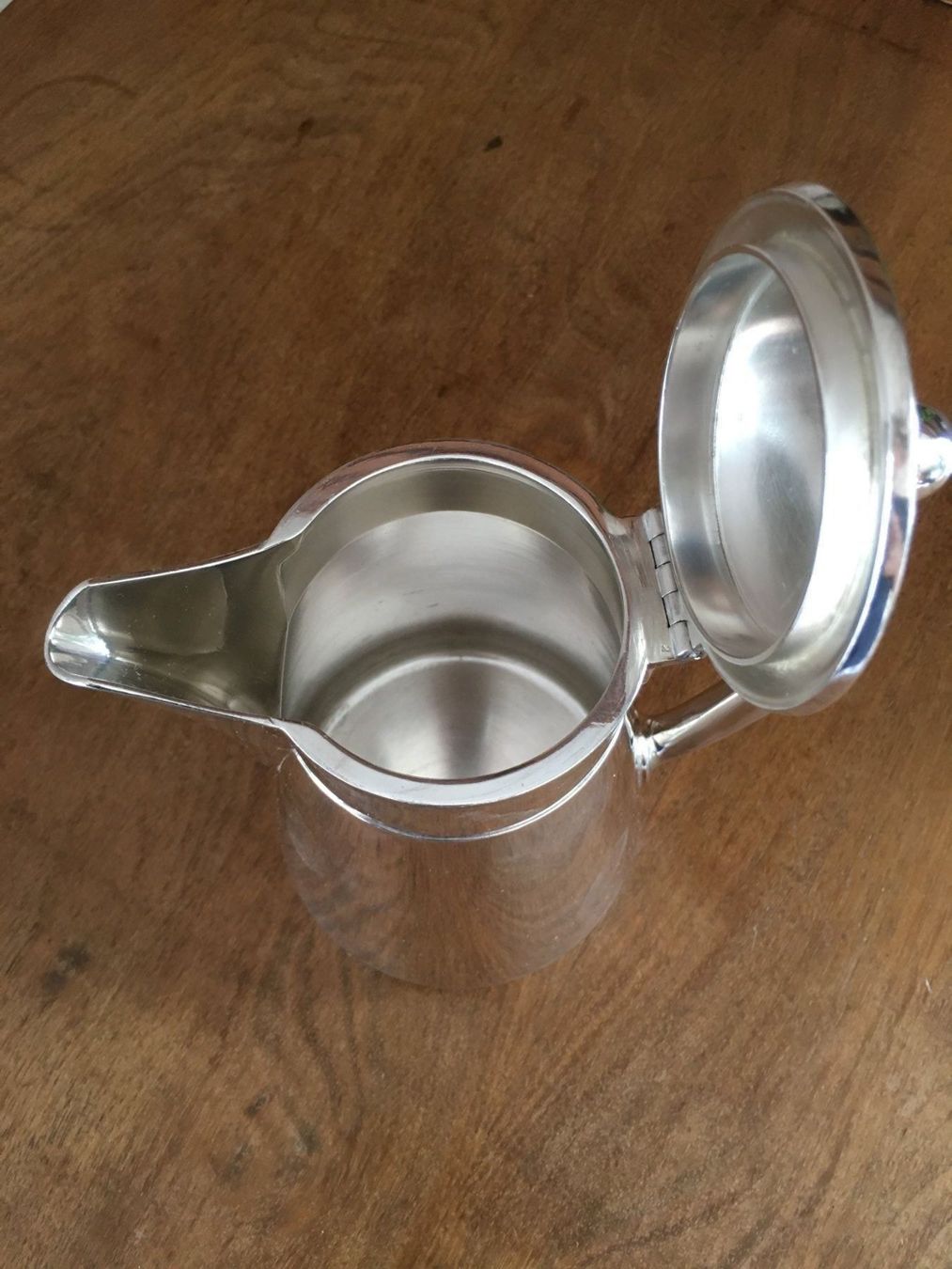 Teekannen: Tee-/Kaffeekanne mit Isolation 750 ml. Versilbert – Gebraucht aus Samstagern von TAAF 1