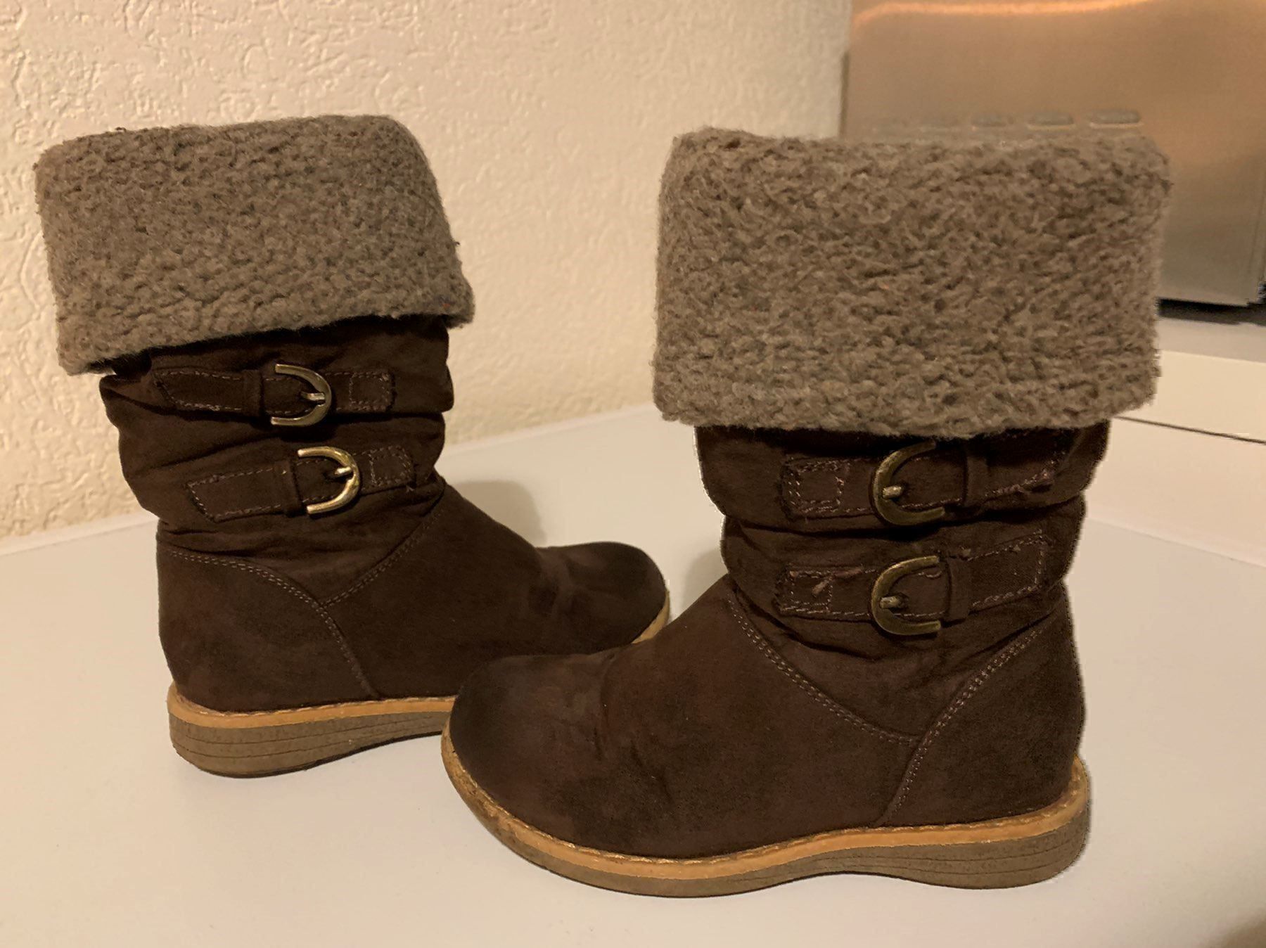 Scarpe per ragazzi: Bottines Cupecake / taille 25 – Usato da Meyrin venduto da Bronx86