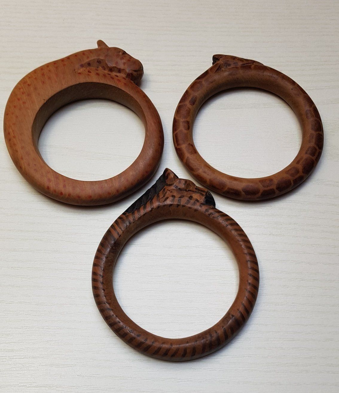 Bracelets: 3 Armreifen aus Holz – D'occasion à Reutigen par IrisFashion 3
