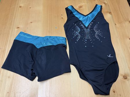 Turndress + Shorts Set, Grösse 110/116, Decathlon Top!