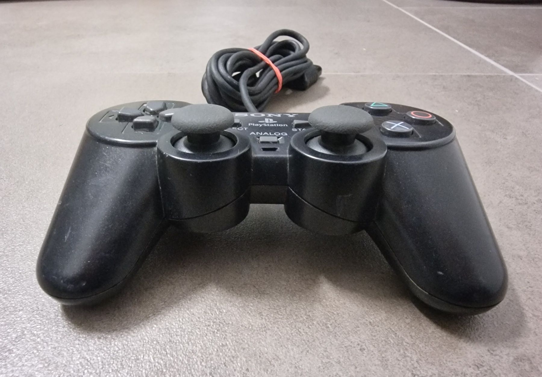 Sony Controller: Original PS2 Dualshock 2 Controller - schnelle Lieferung – Gebraucht aus Birsfelden von Dealgoenner24 7