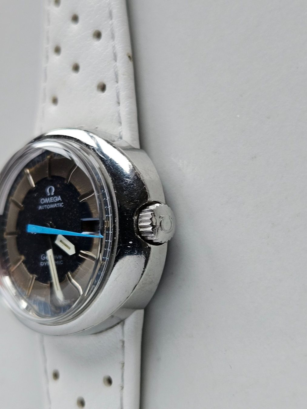 Omega Orologi: 379 Omega Dynamic Automatic Date Damenuhr – Usato da Berikon venduto da mmm21 2