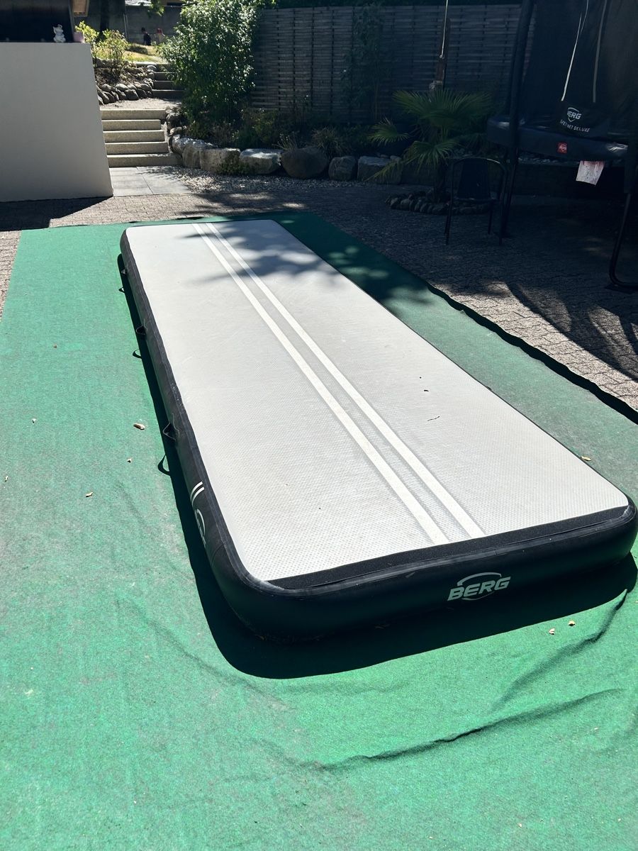 Tappetini fitness: BERG AirTrack Sport 500 – Usato da Mettmenstetten venduto da moon16
