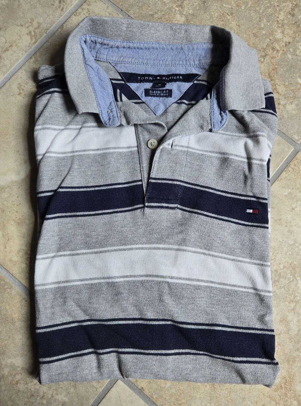 Tommy Hilfiger Magliette Polo: Polo Tommy Hilfiger rayé bleu gris taille M – Usato da Chailly-Montreux venduto da svenm53