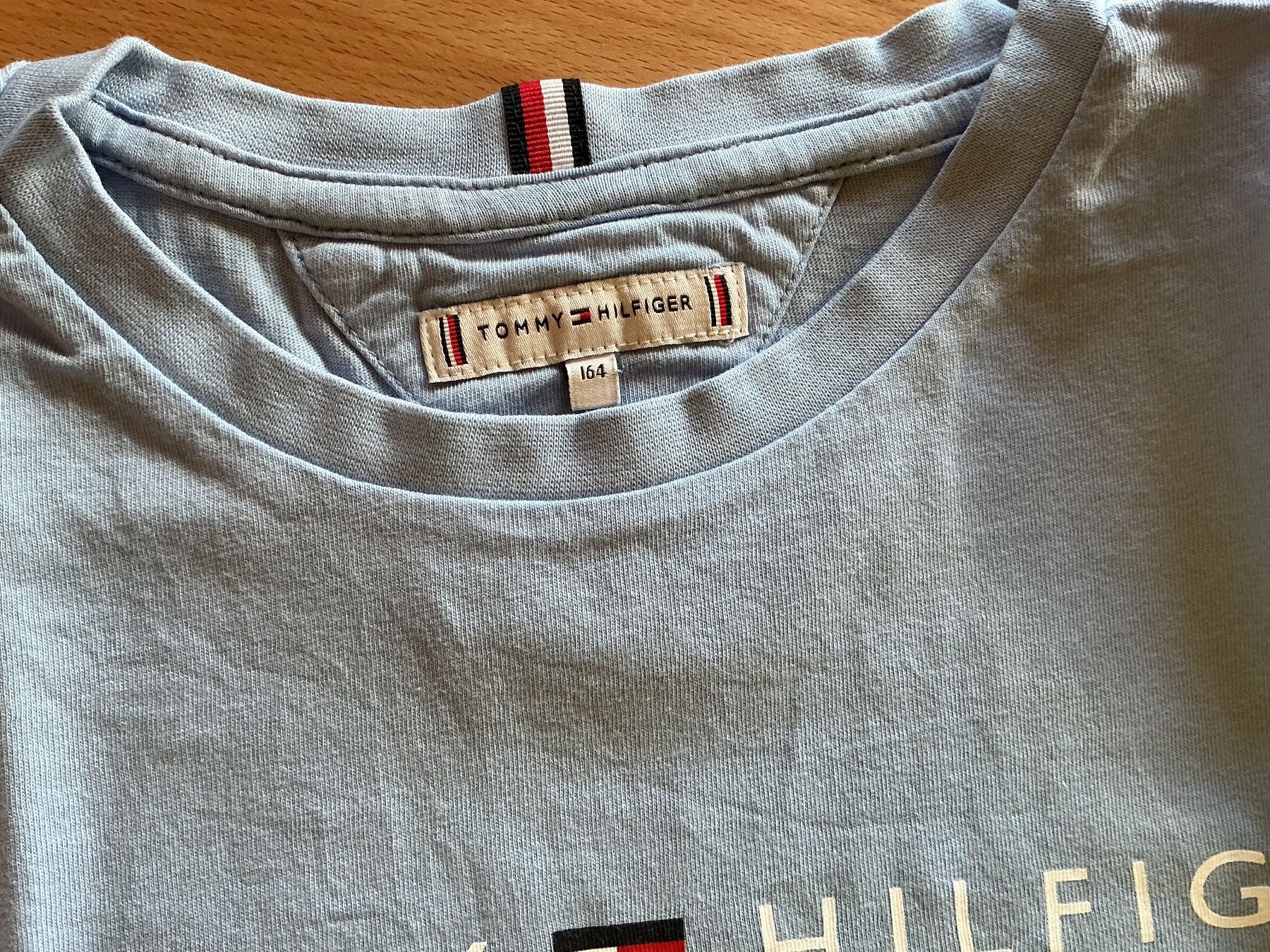 Tommy Hilfiger Camicie, T-shirt & Polo: Tommy Hilfiger T-Shirt Gr. 164 – Usato da Schinznach Dorf venduto da Balz1968 1