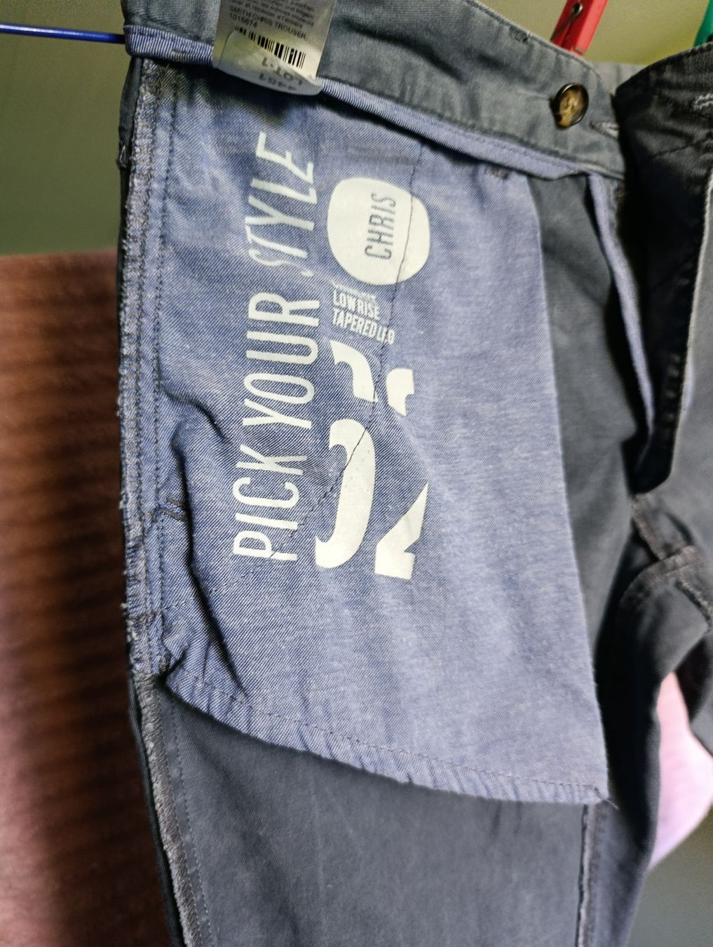 We Pantaloni: Hose grau WE Gr. W32/L32 – Usato da Bellach venduto da TORA4 3