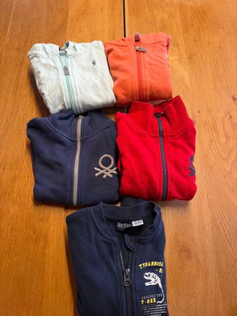 Jäckli (Benetton, Okaidi,..) 5x Grösse 104