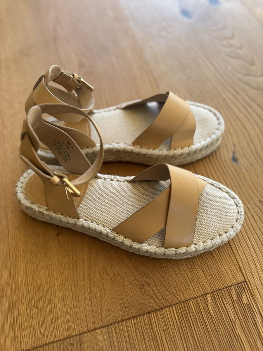 H&M Scarpe da donna: H&M Espandrille Sandalen in Beige Gr. 38 – Nuovo (secondo la descrizione) da Altendorf venduto da PiaLang