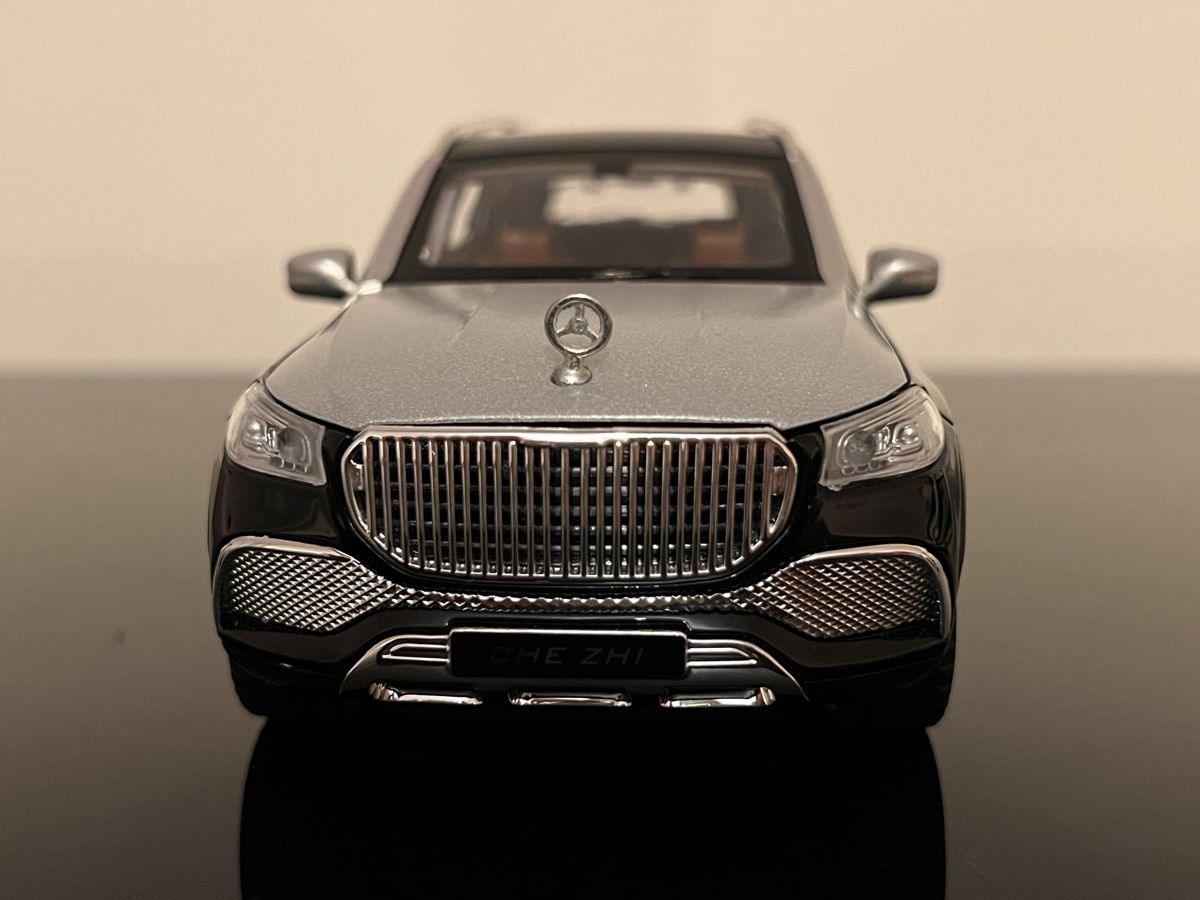 Mercedes-Benz Modellini d'auto: Mercedes Maybach – Nuovo e nell'imballaggio originale da Bäretswil venduto da Ser_9h6p