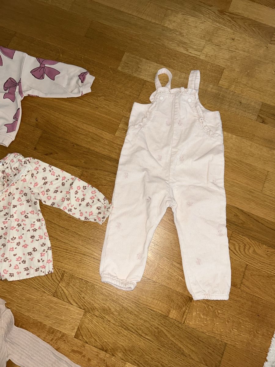 Ensembles coordonnés: Kleiderpaket Gr. 18/24M – D'occasion à Rümlang par Flipper26 7
