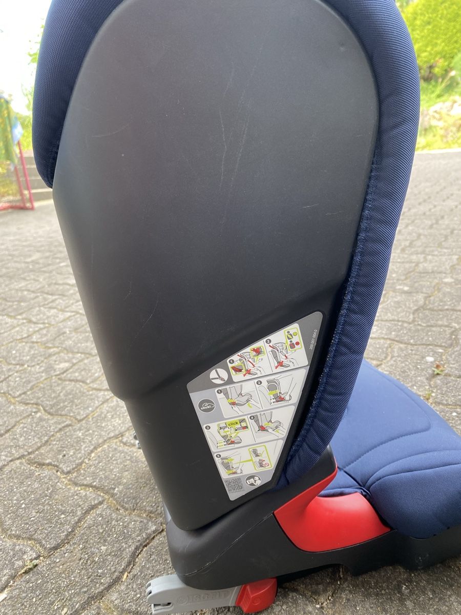 Britax Römer Seggiolini per auto: Kinderautositz Römer Kidfix – Usato da Hirzel venduto da Kuba14 2
