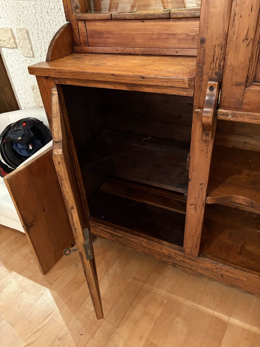 Credenze: Table de berger & deux tabourets – Usato da Cointrin venduto da inf_9j5w 3