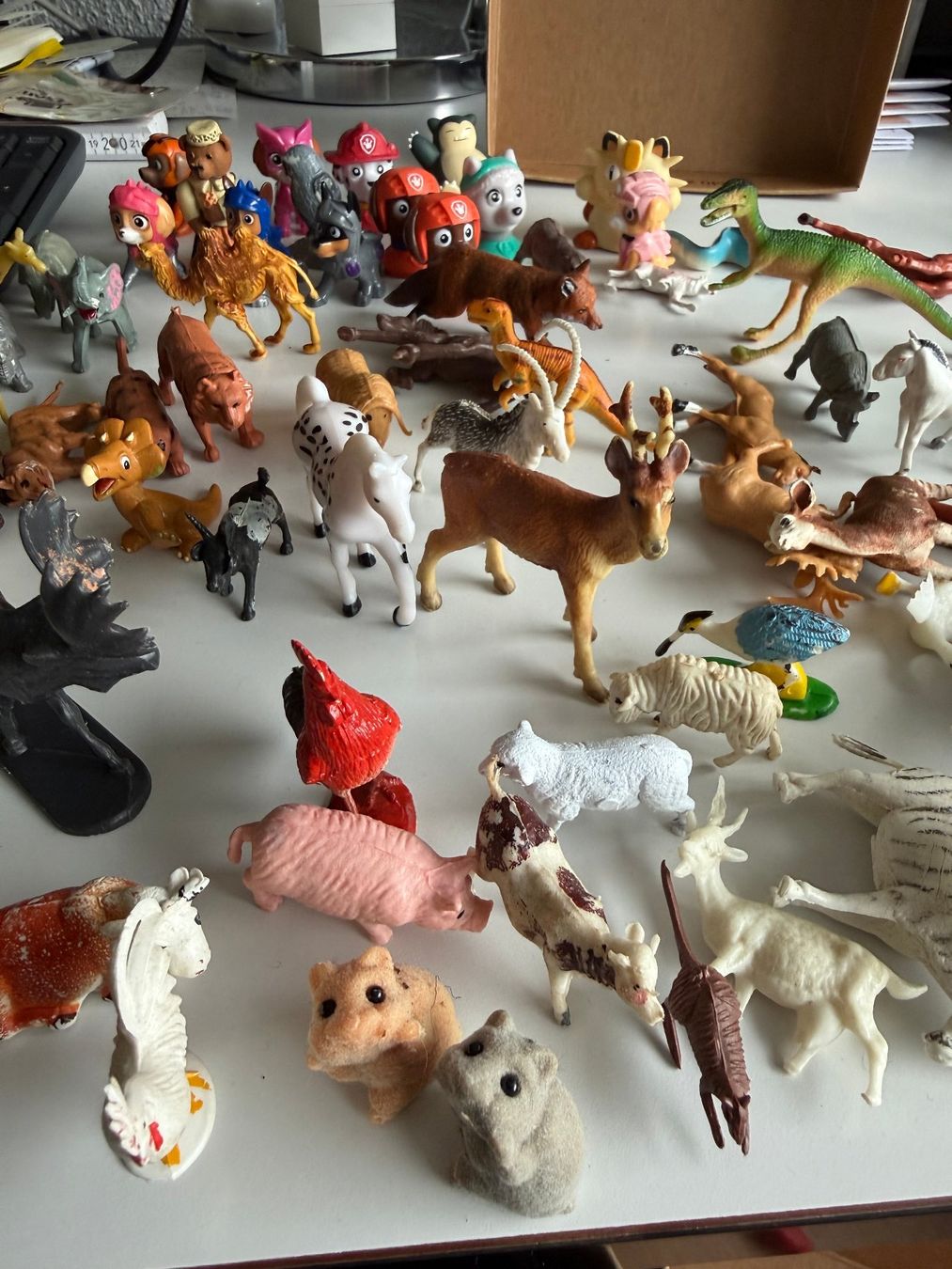 Giocattoli: Zoo Sammlung 162 Tiere und Figuren – Usato da Kirchdorf AG venduto da coco123 1