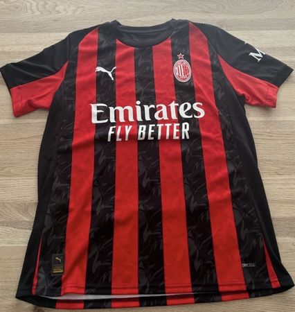 AC Milan Heimtrikot Gr. M