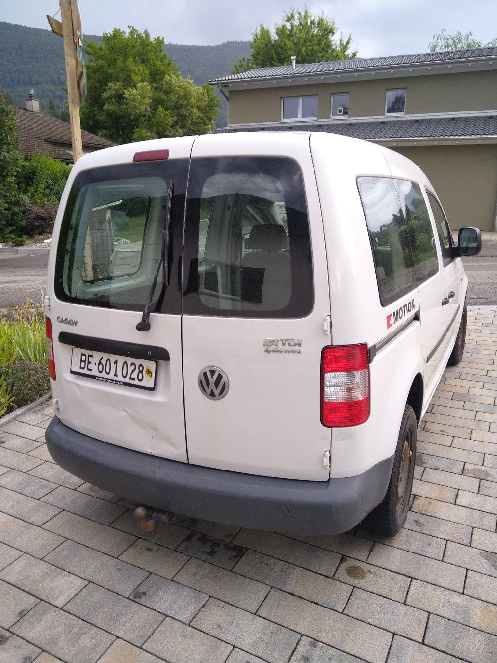 VW Véhicules utilitaires: VW Caddy 1.9 TDI 4 Motion – Défectueux à Bévilard par Fendtfarmer3s 1