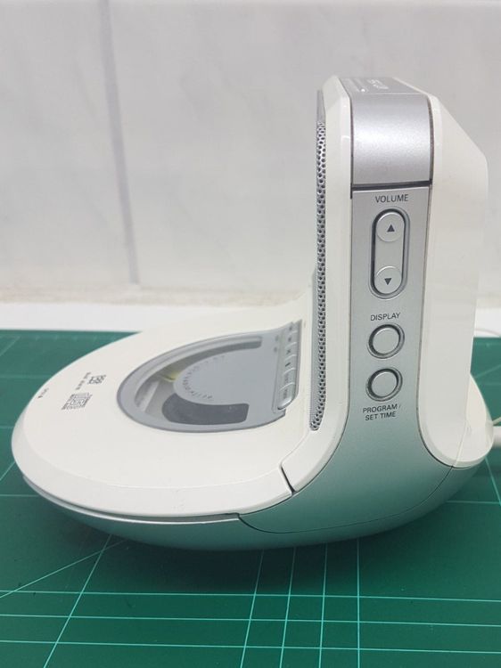 Philips AJ130 /12 Stylischer Radio/CD Wecker Dual Alarm Kaufen auf