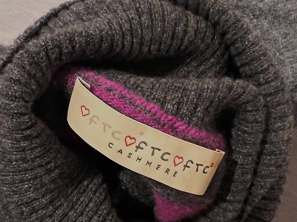 Maglioni & Felpe: Toller Kaschmir Pullover mit Pailletten    Gr.S – Usato da Kilchberg ZH venduto da SyFo286 3