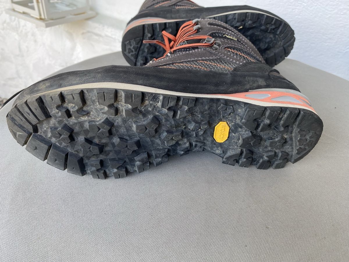 Scarpe da donna: Hanwag Wanderschuhe 42,5 – Usato da Zürich venduto da Dada100 4