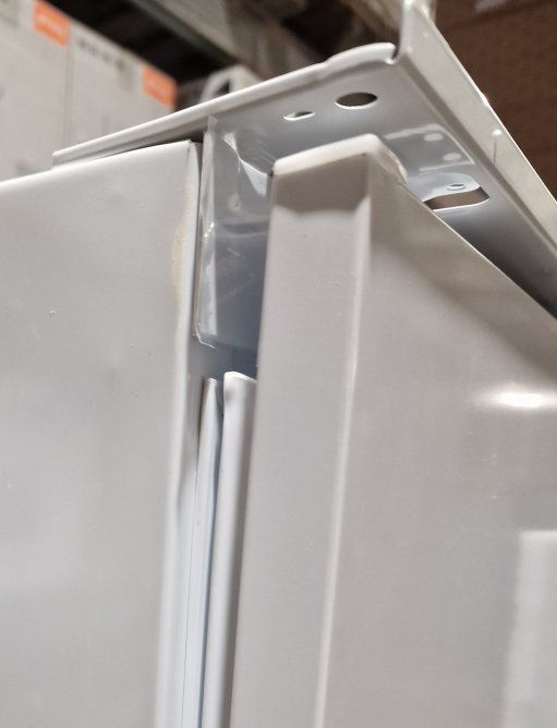 Electrolux Frigoriferi: Electrolux KRS4DE18S - Eingebauter Kühlschrank 55 cm, 311 Lt – Nuovo (secondo la descrizione) da Müstair venduto da VenovaAG 4
