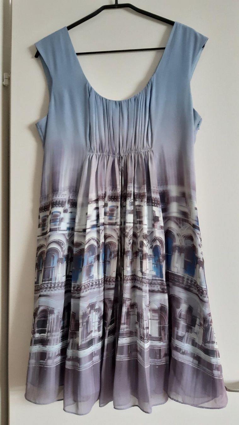 Ted Baker Kleider: TED BAKER Kleid Gr. 4 (= 40) – Gebraucht aus Basel von Fashionvictim