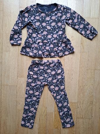 Blumenmuster Set, Grösse 104, sehr angenehme Qualität