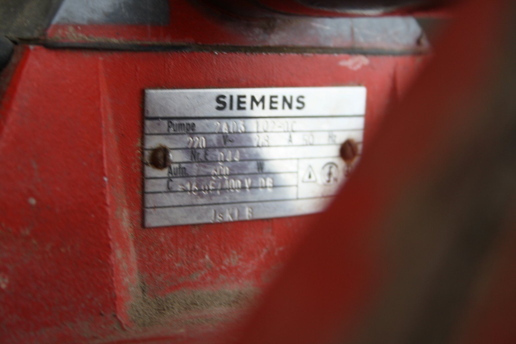 Pompe & Parti di ricambio: SIEMENS PUMPE WASSERPUMPE? – Usato da Wauwil venduto da Pneuedy 4