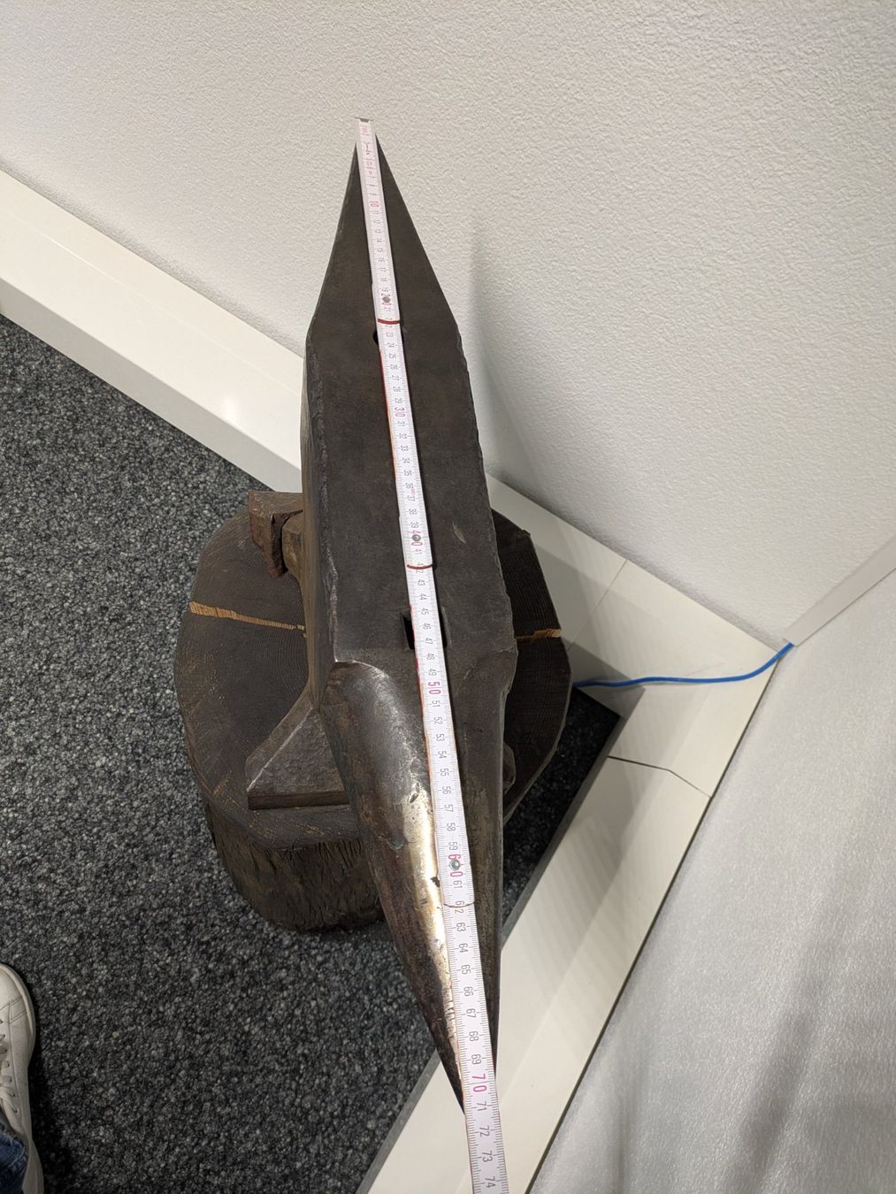 Werkzeuge: Antiker Amboss – Gebraucht aus Muri b. Bern von FabianHa 3