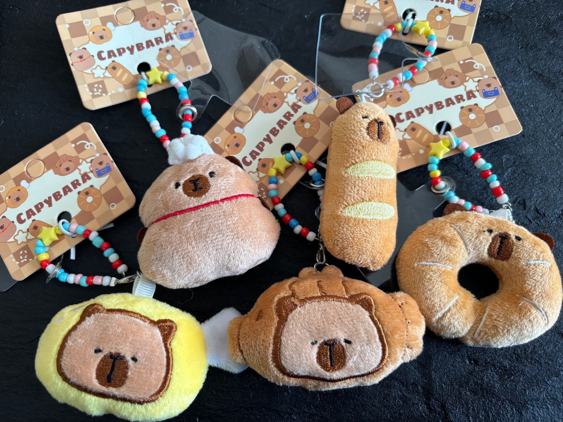 Portachiavi: 5 PCS  - Porte clé, capybara (no repeat) – Nuovo e nell'imballaggio originale da Collombey venduto da Cards07