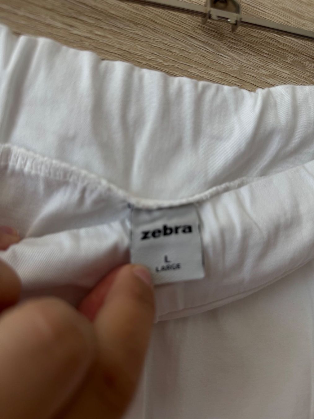 Zebra Pantaloni: Short flottant blanc – Nuovo (secondo la descrizione) da Montreux venduto da iza_peche8 1
