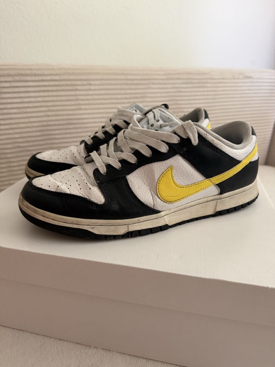 Nike Chaussures hommes: Nike Dunk Low schwarz gelb weiss  – D'occasion à Wallisellen par Buy.me.one.more.time