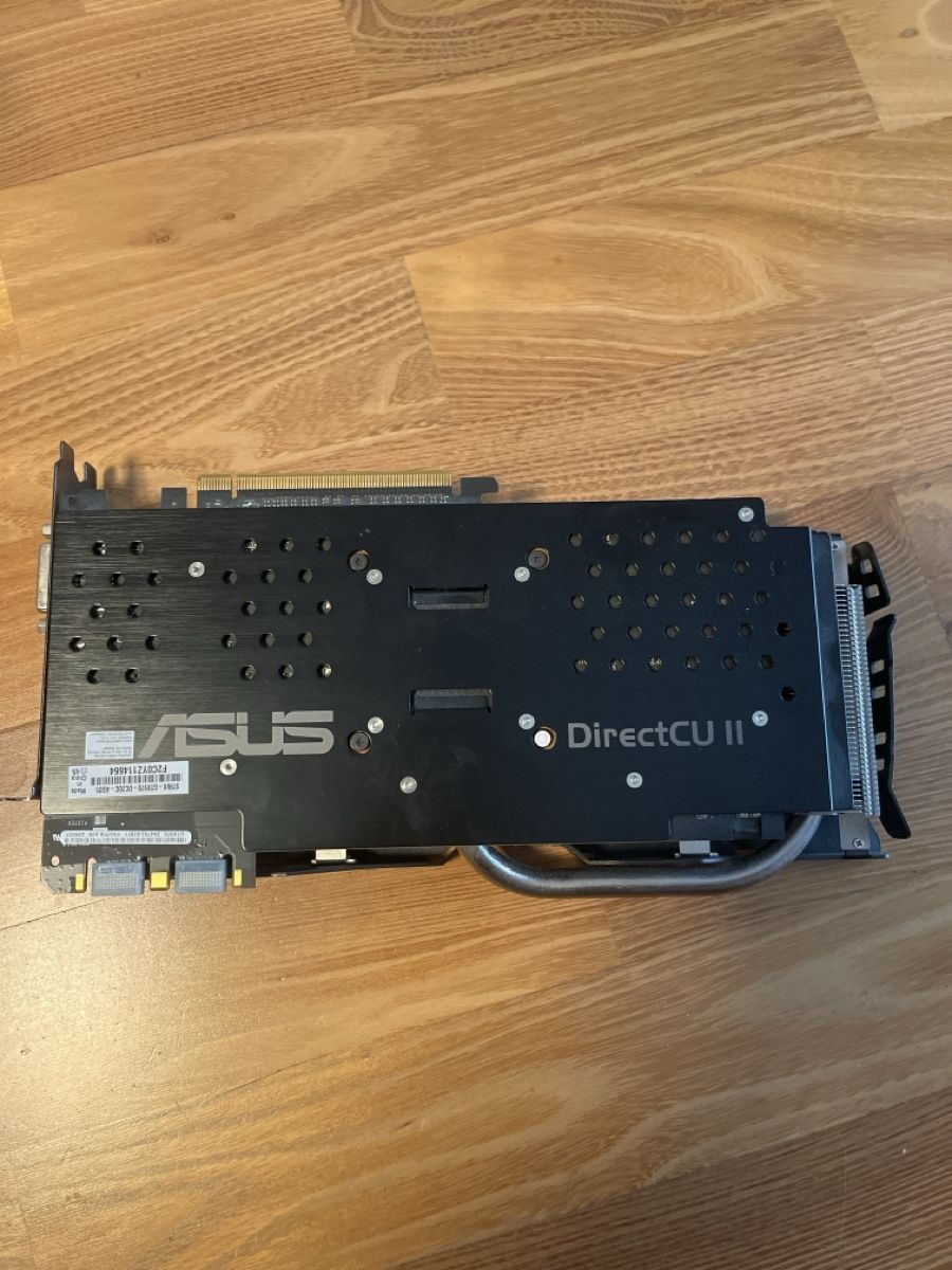 Asus Cartes graphiques: Asus Strix Grafikkarte – D'occasion à Schöftland par lev_n529