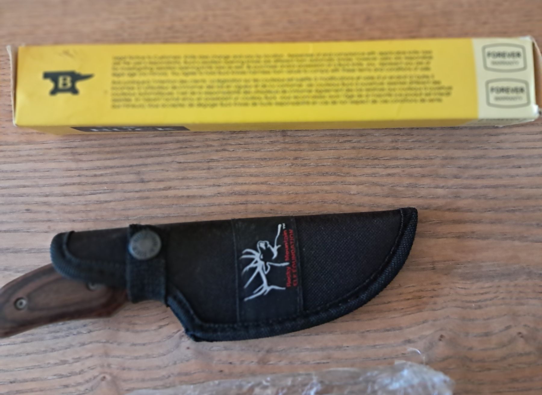 Buck Altre raccolte & rarità: Neuwertiges Buck Hunter Messer, Holzgriff – Nuovo e nell'imballaggio originale da Adlikon b. Andelfingen venduto da Kraemse 4